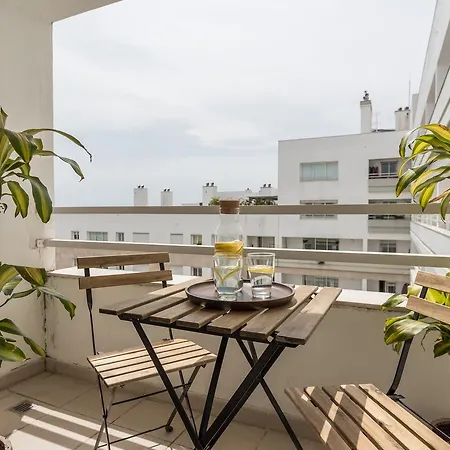 Penthouses By Your Lisbon