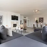 Apartamento Penthouses By Your
