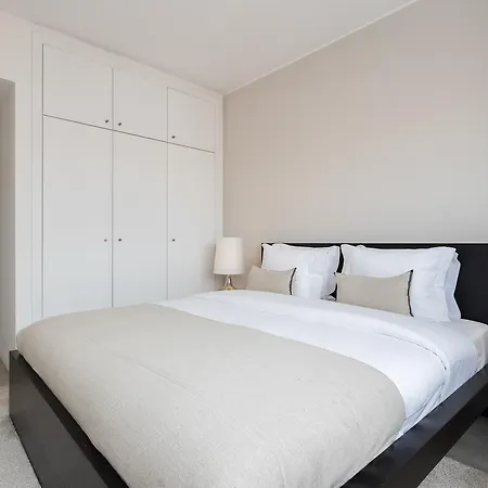 Penthouses By Your דירה
